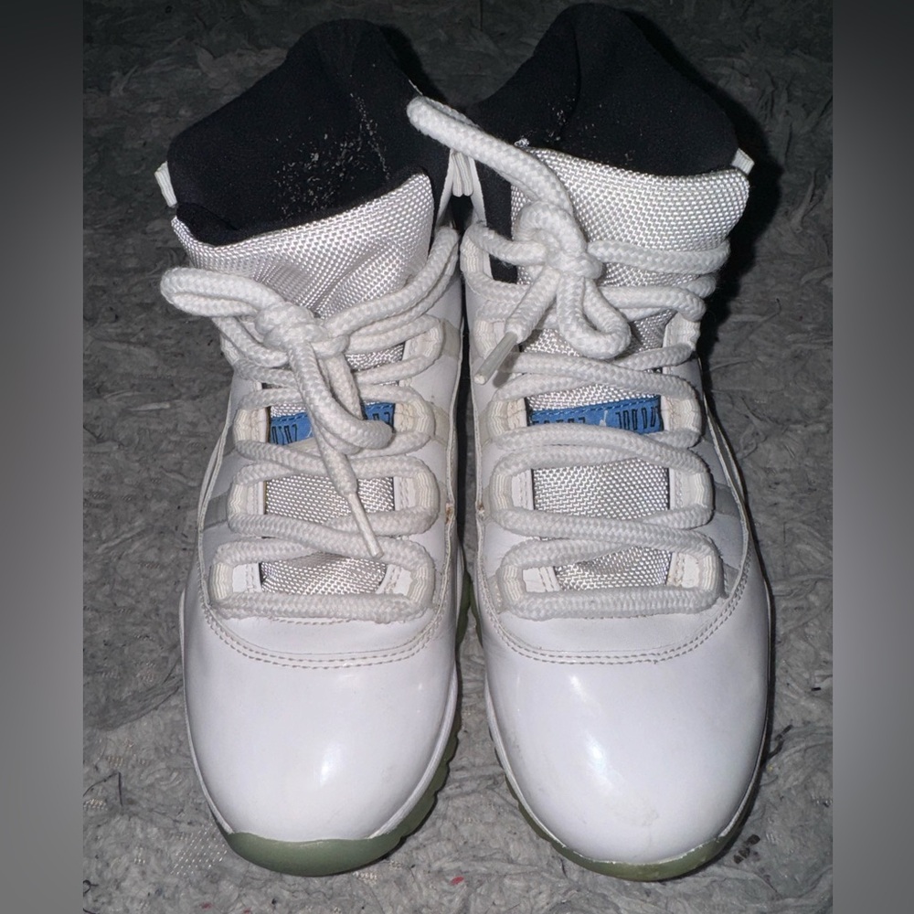 Jordan 11 Retro
Legend Blue (2014)